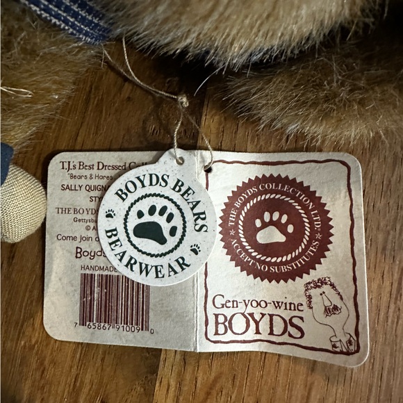 Boyds Bears 91009 Sally Quignappel with Annie Rag Doll - Picture 7 of 11